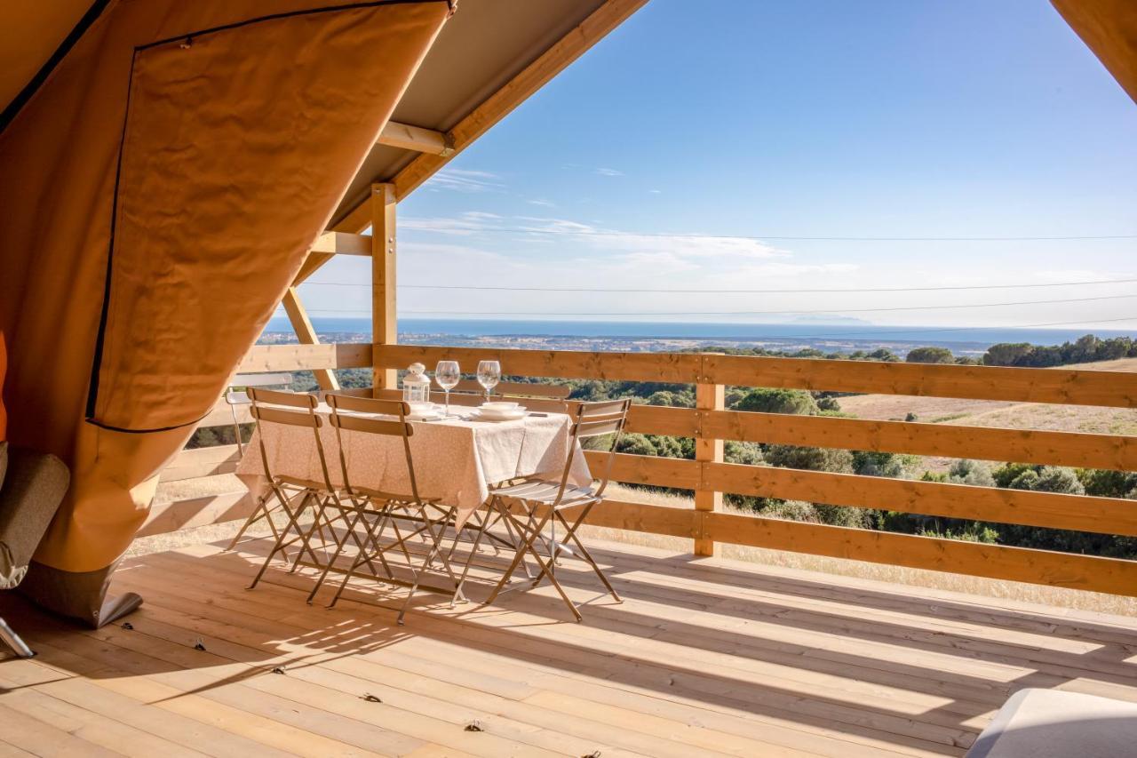 Glamping Debbiare Hotell Riparbella Exteriör bild