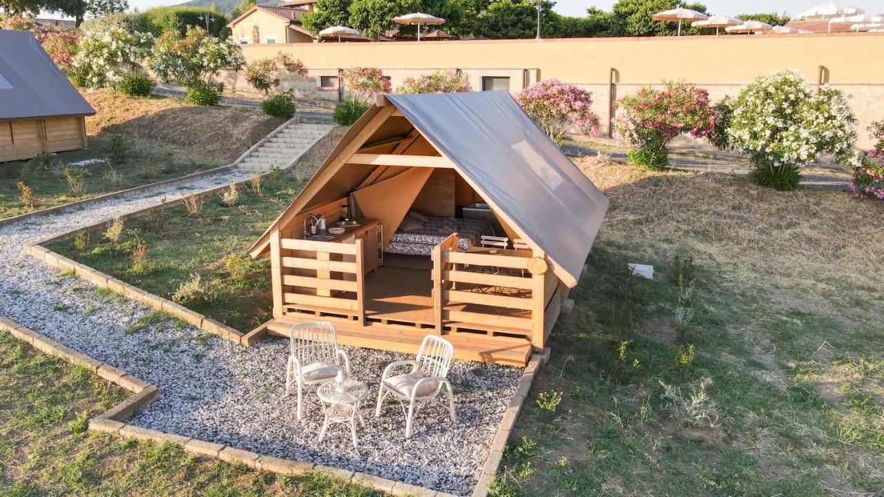 Glamping Debbiare Hotell Riparbella Exteriör bild