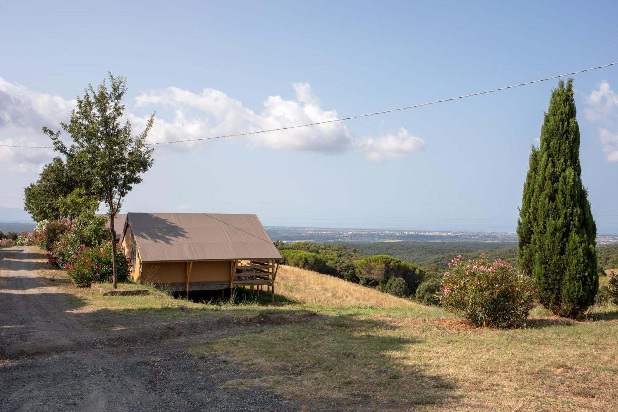 Glamping Debbiare Hotell Riparbella Exteriör bild