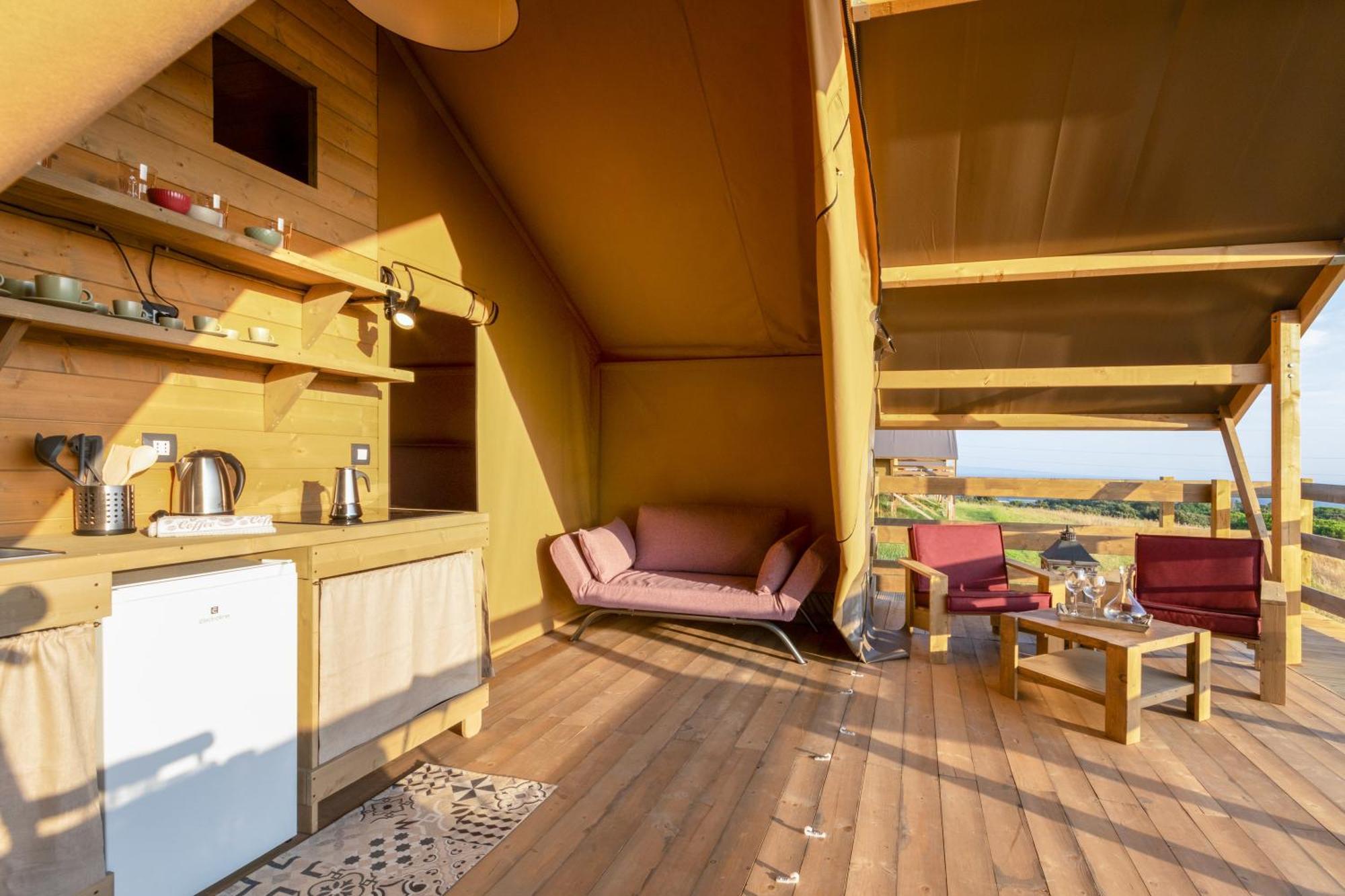 Glamping Debbiare Hotell Riparbella Exteriör bild